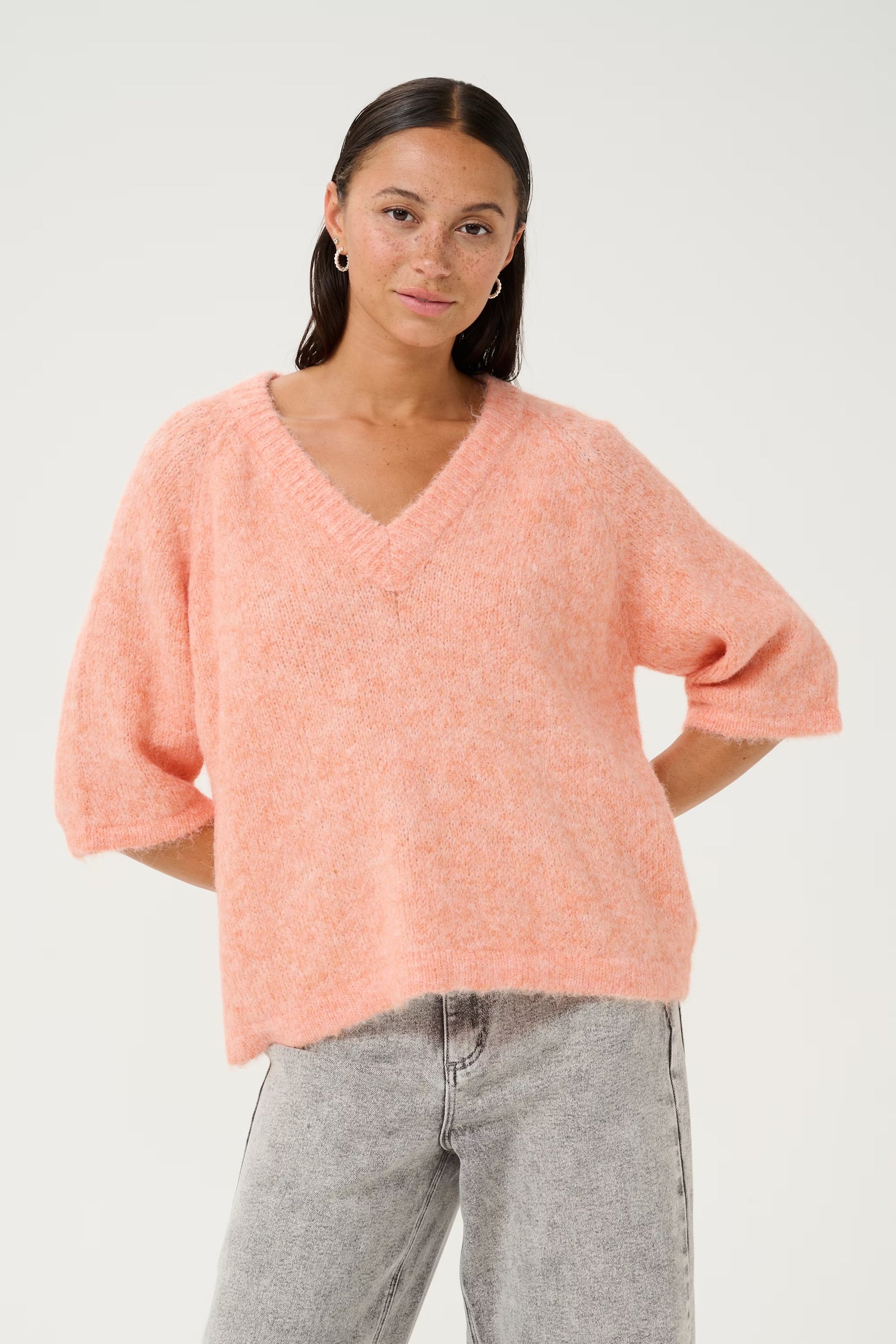Kaffe KAemilie V-neck Pullover in Peach Nectar - the tartan fox