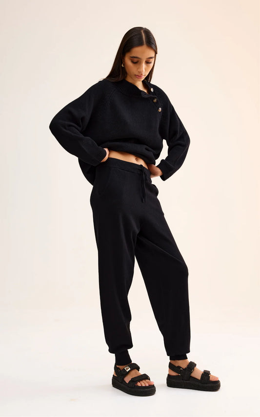 Kinney Eliza Knit Pant in Black - the tartan fox