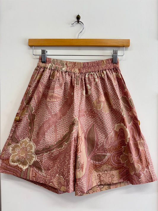 Lilya Eileen Short in Batik Rose - the tartan fox