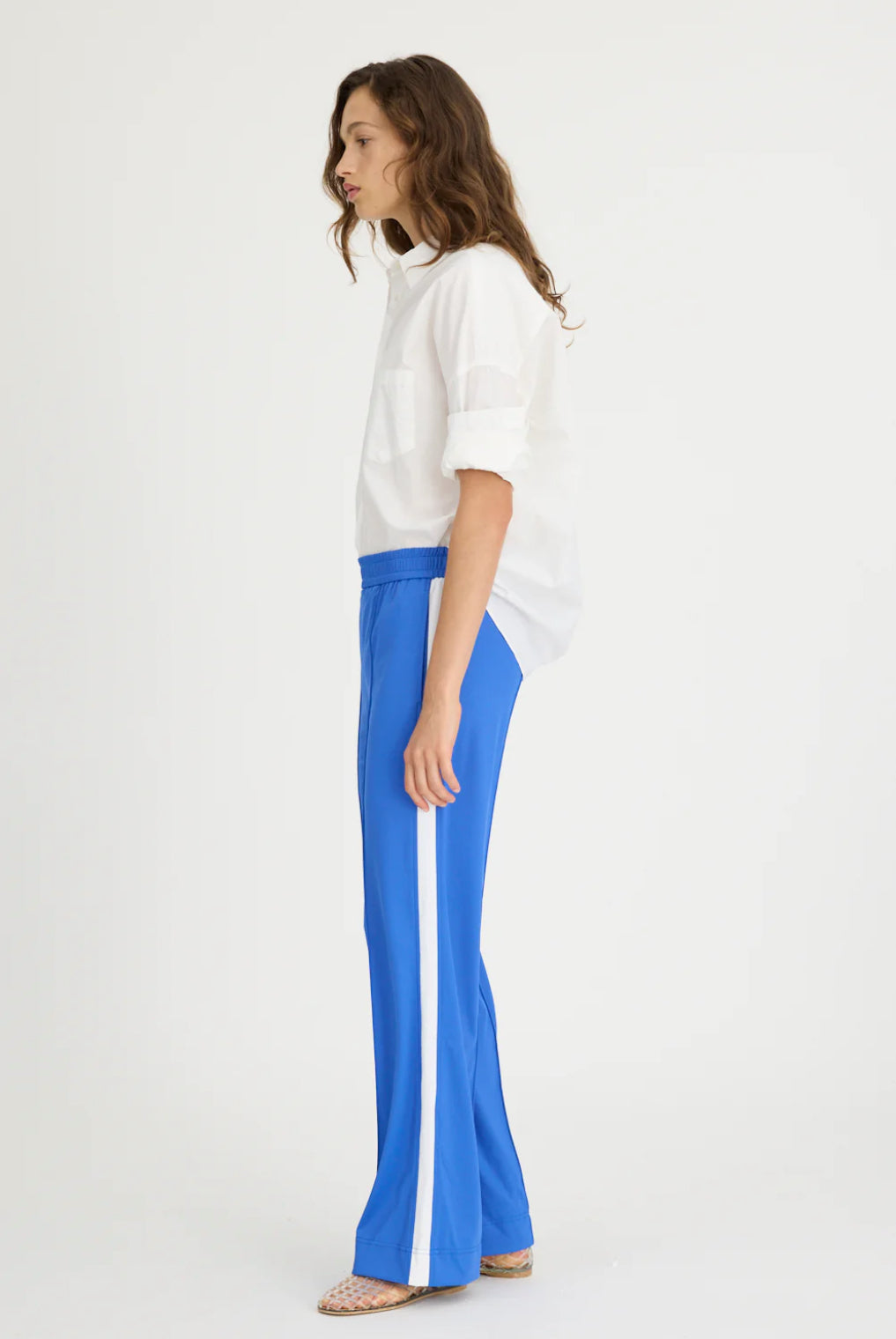 LMND Breakline Jogger in Ink-Blue/White - the tartan fox