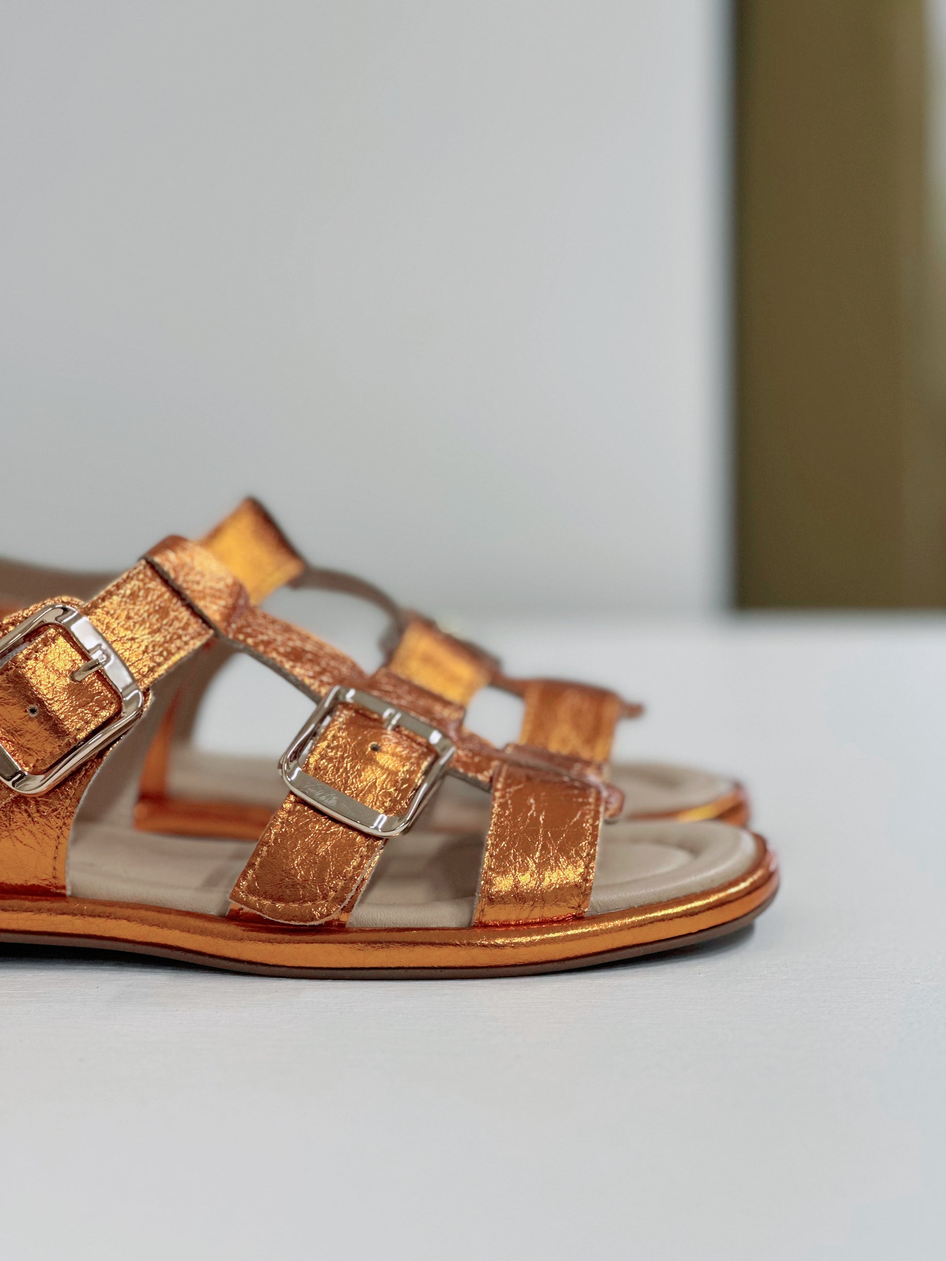 Nu Neo Pia Metallic Leather Sandal in Orange - the tartan fox
