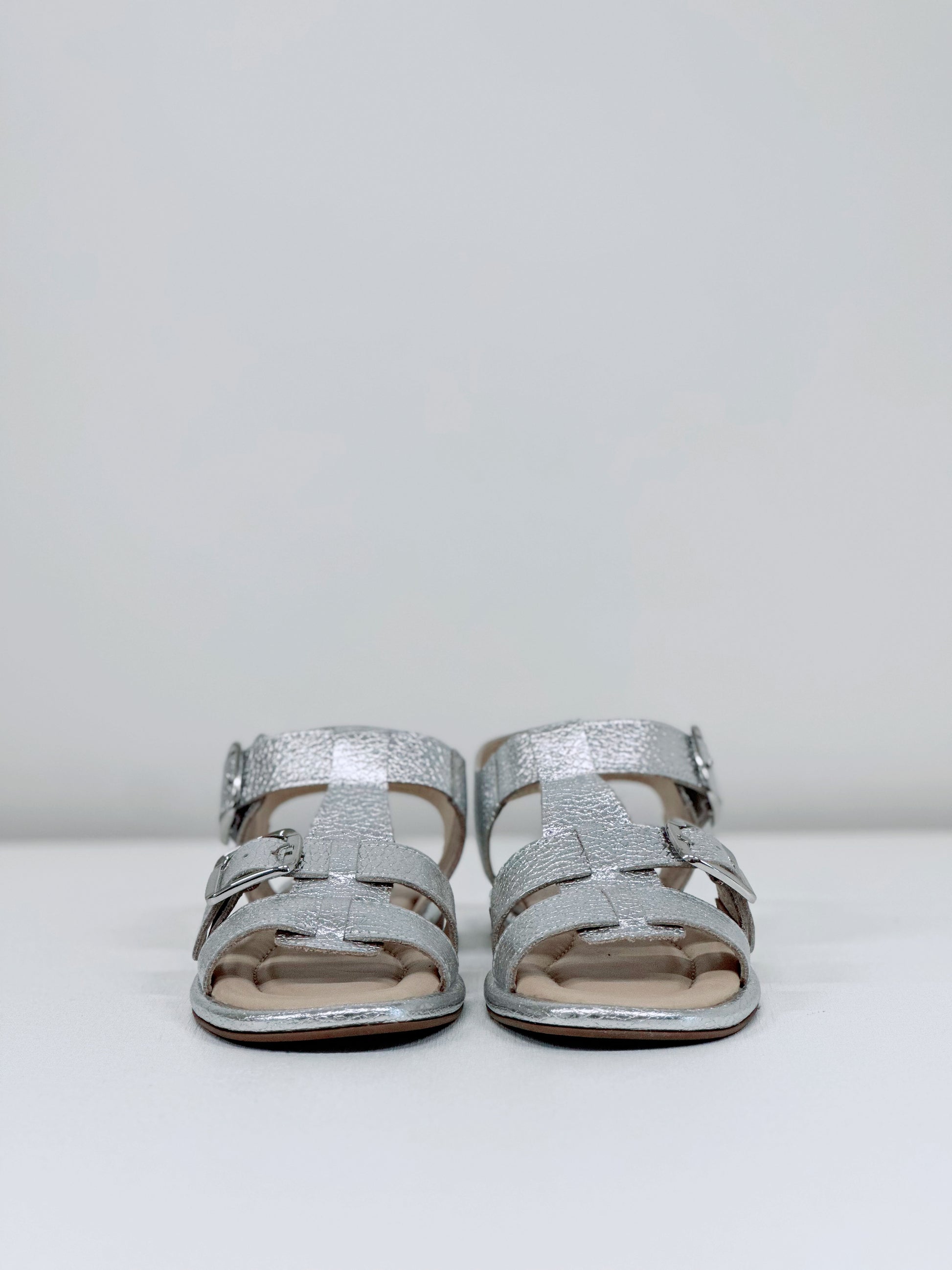 Nu Neo Pia Metallic Leather Sandal in Silver - the tartan fox