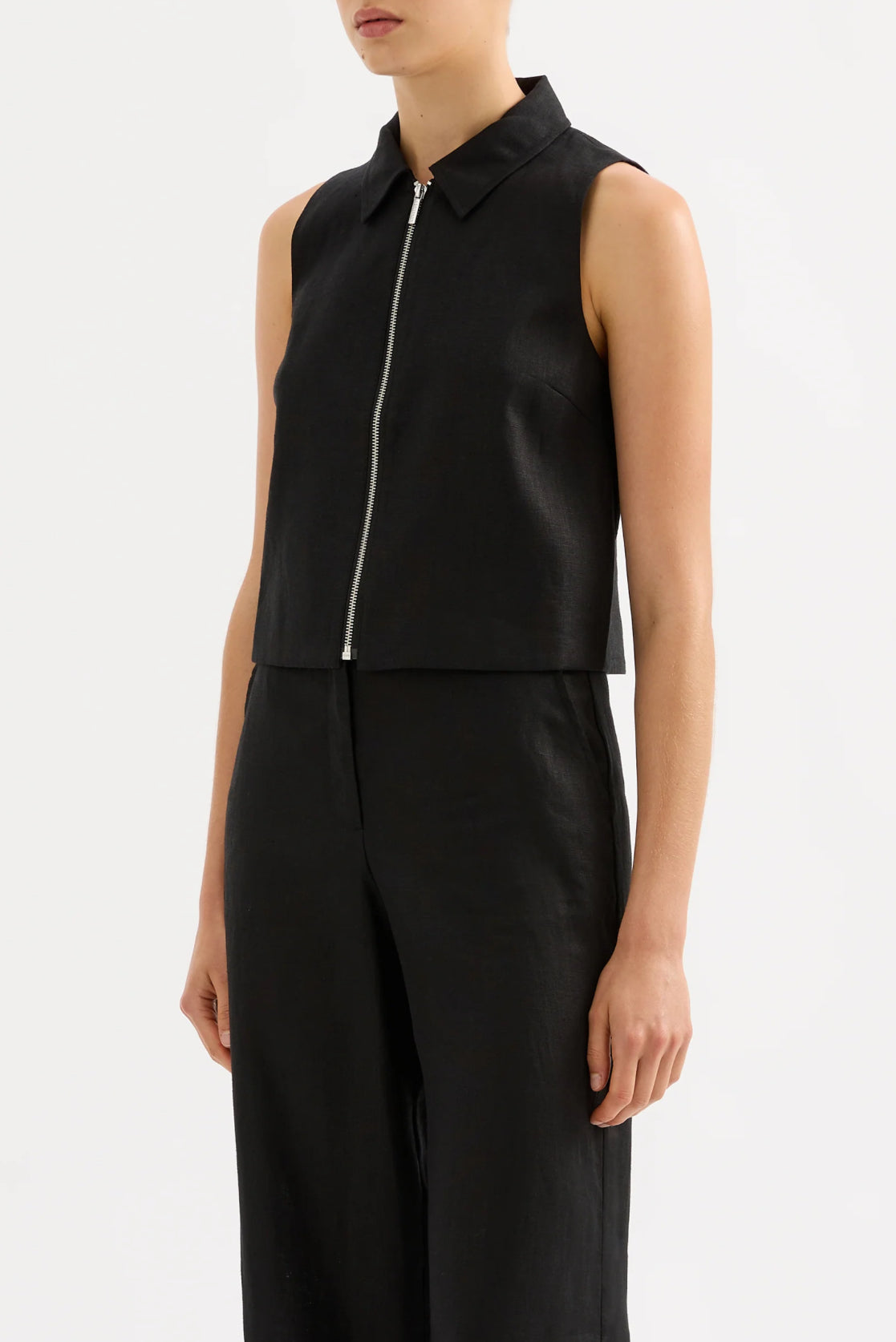 Nude Lucy Dalia Linen Vest in Black - the tartan fox