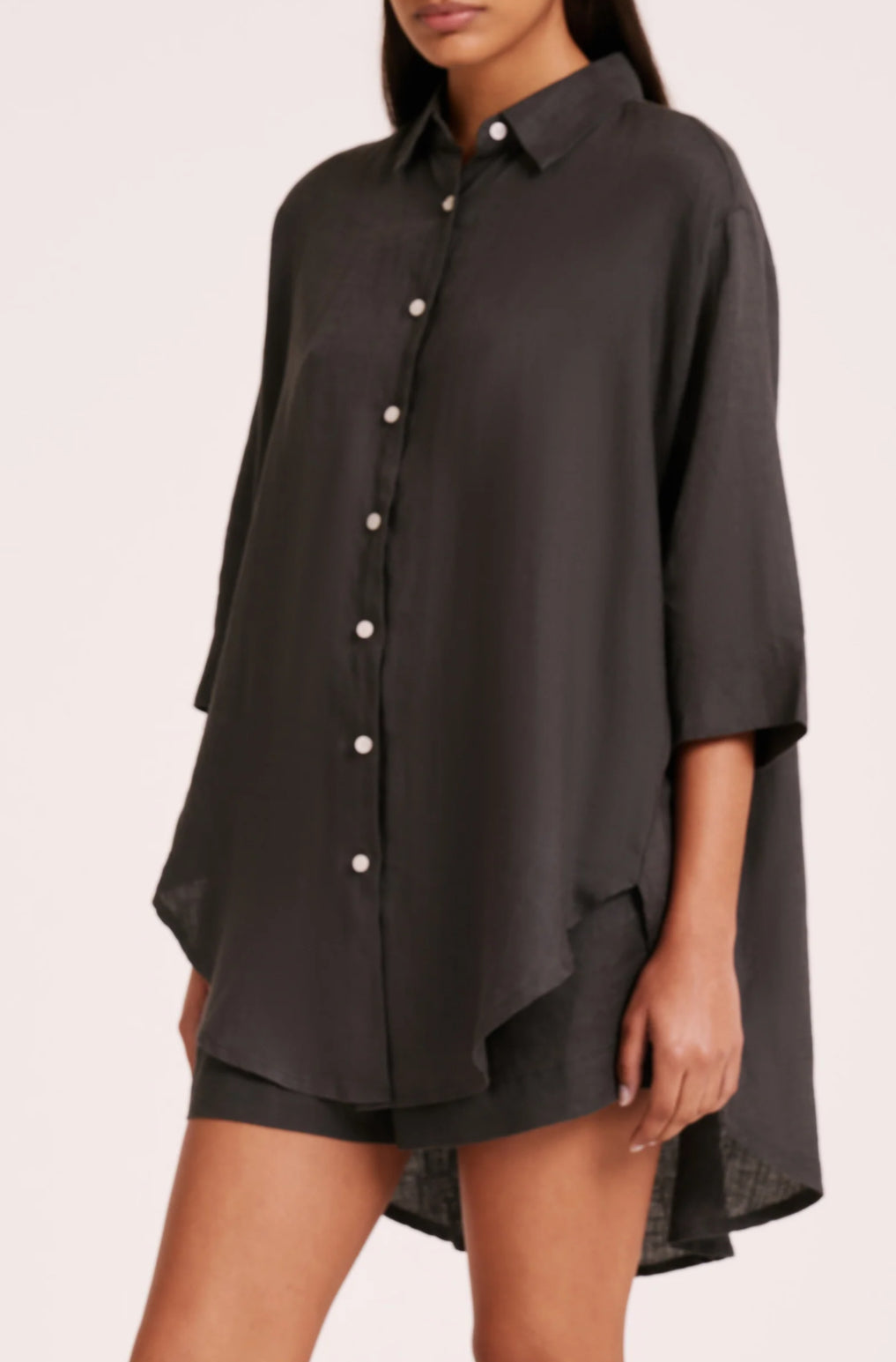 Nude Lucy Lounge Linen Longline Shirt in Coal - the tartan fox