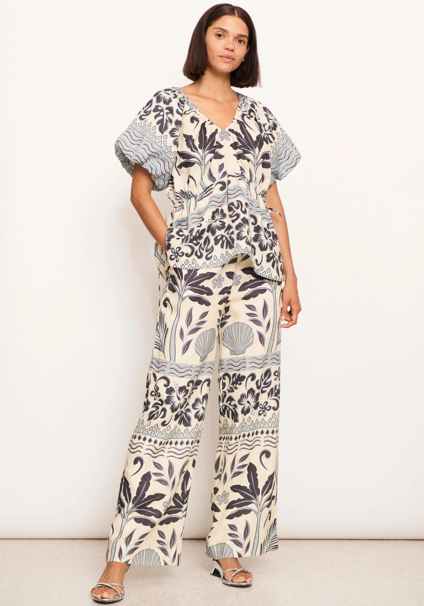 POL Clothing Paradise Linen Pant in Paradise Palm Print - the tartan fox