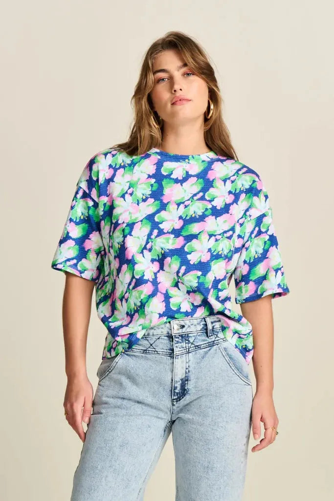 POM Amsterdam T-Shirt in Lilies Blue - the tartan fox