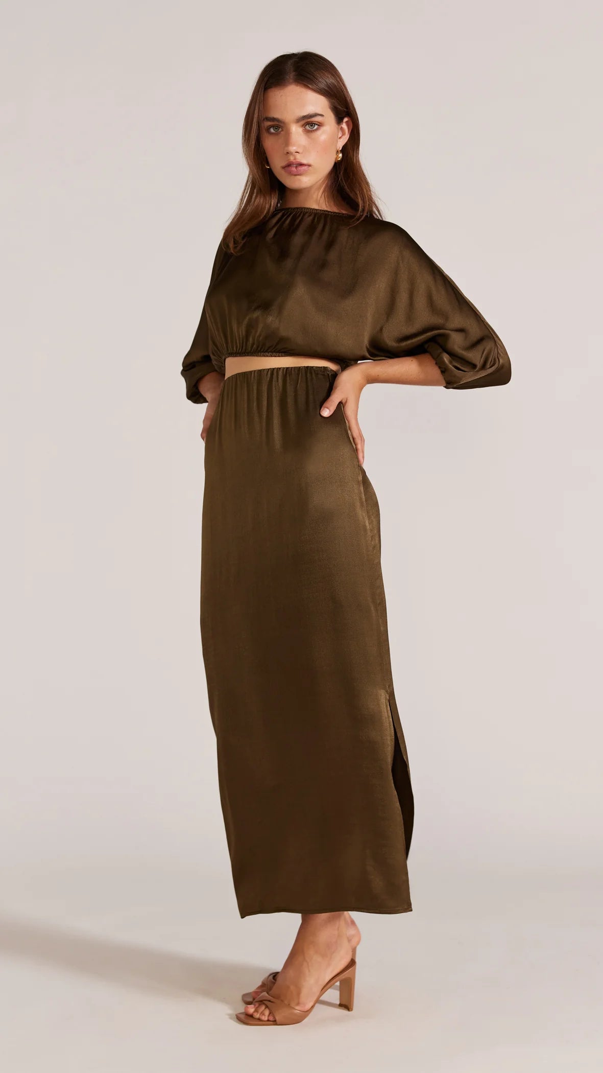 Staple the Label Koa Midi Skirt in Khaki - the tartan fox