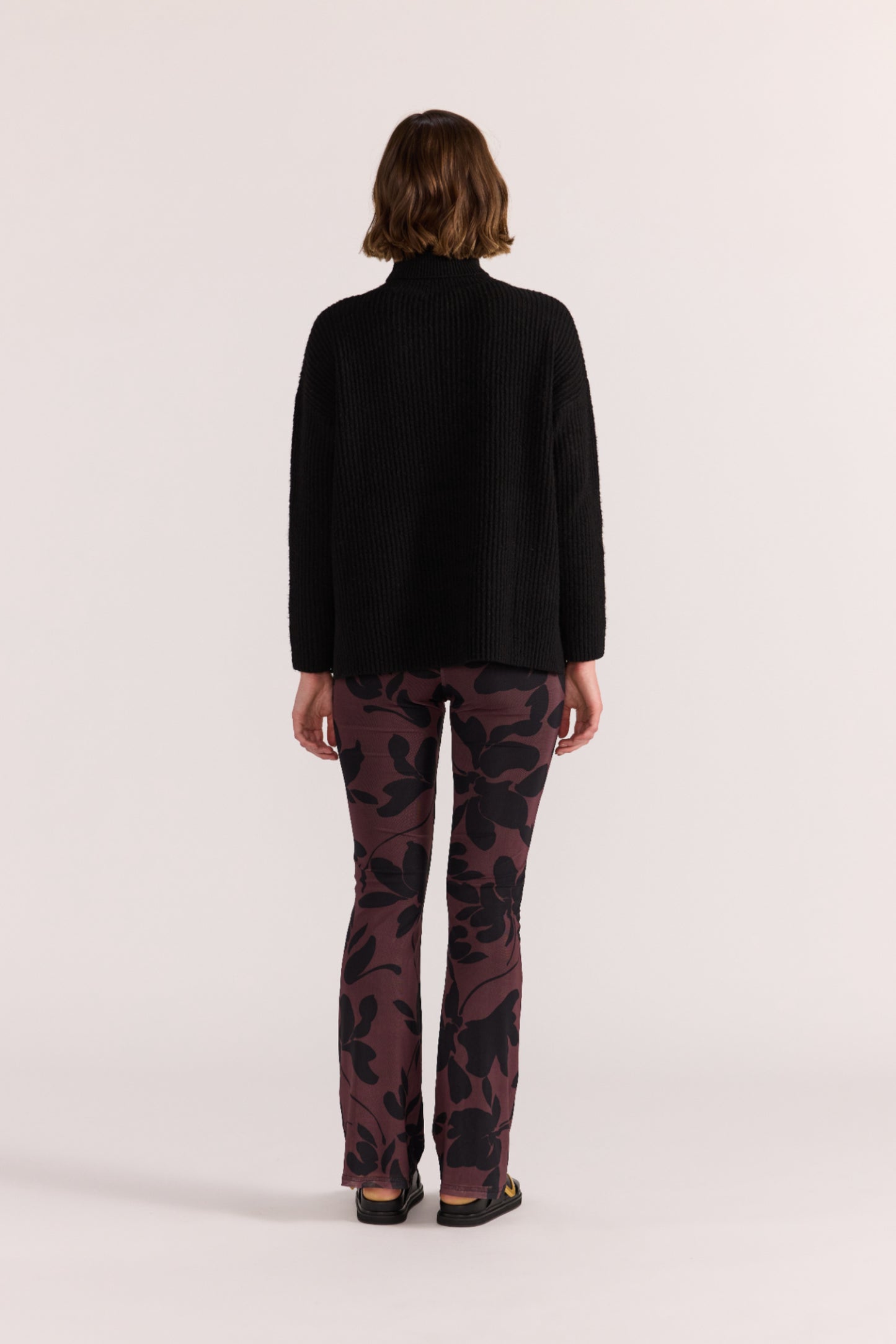 Staple the Label Olina Mesh Pants in Abstract Floral - the tartan fox