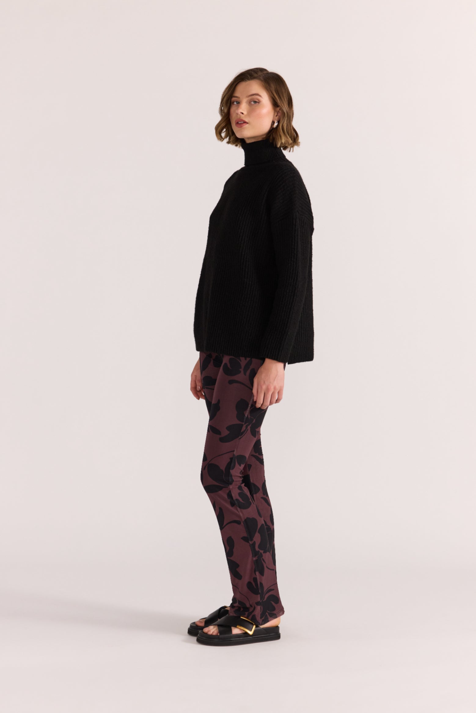 Staple the Label Olina Mesh Pants in Abstract Floral - the tartan fox