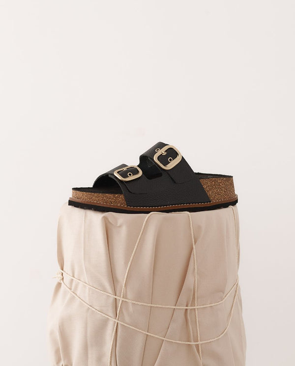 Yokono Oca Platform Sandal in Black Leather - the tartan fox