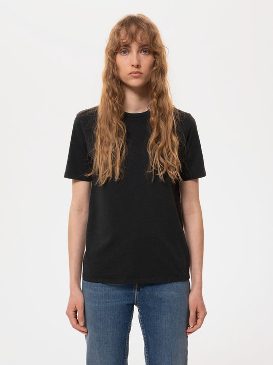 Nudie Jeans Joni Solid Tee in Anthracite - the tartan fox