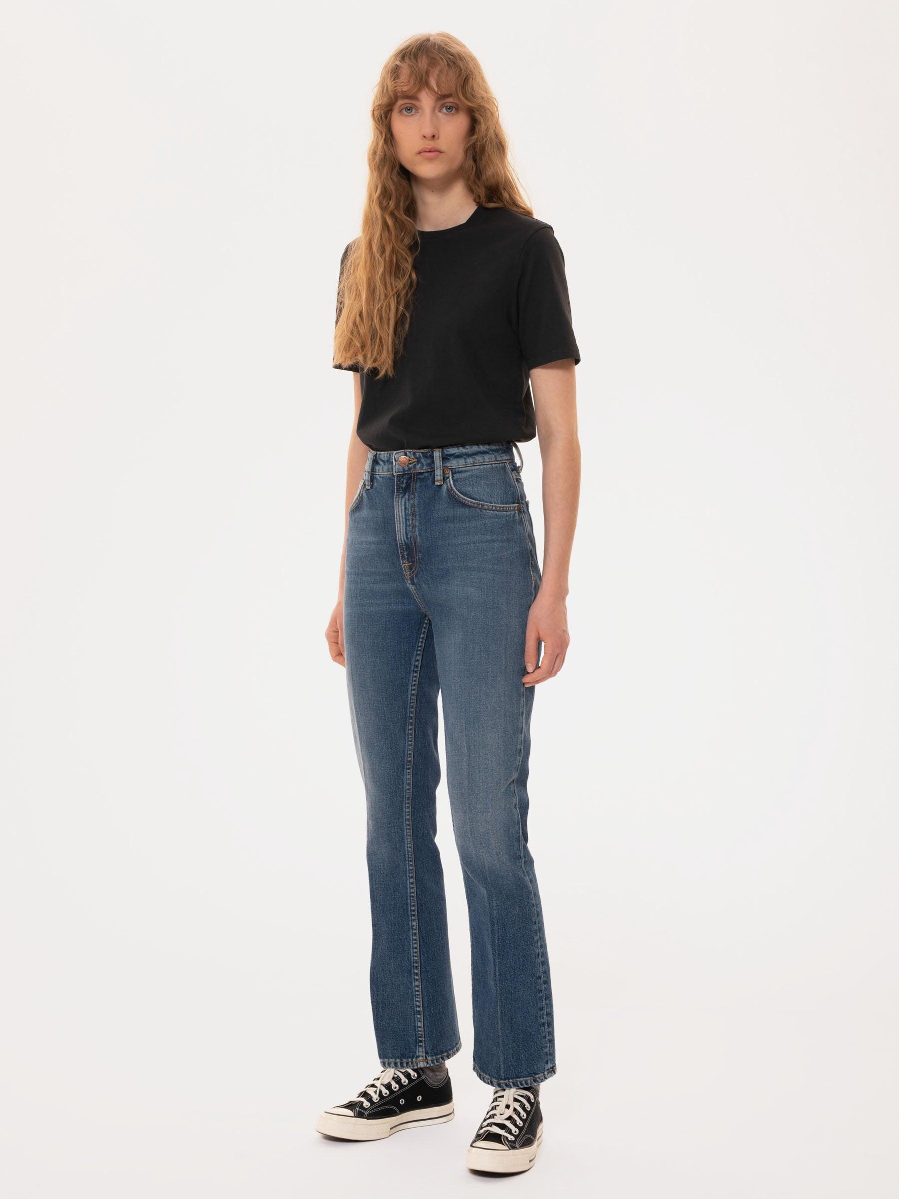 Nudie Jeans Joni Solid Tee in Anthracite - the tartan fox