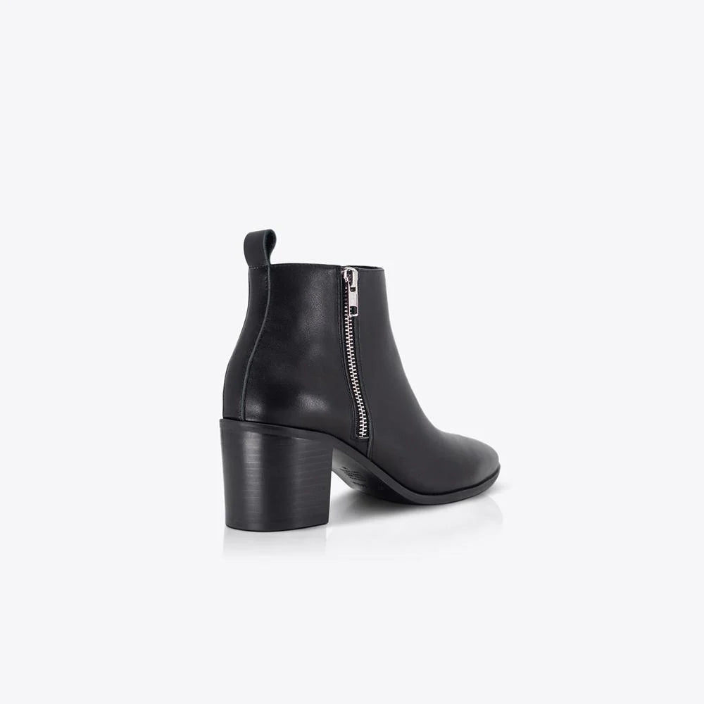 Sol Sana Luca Boot in Black - the tartan fox