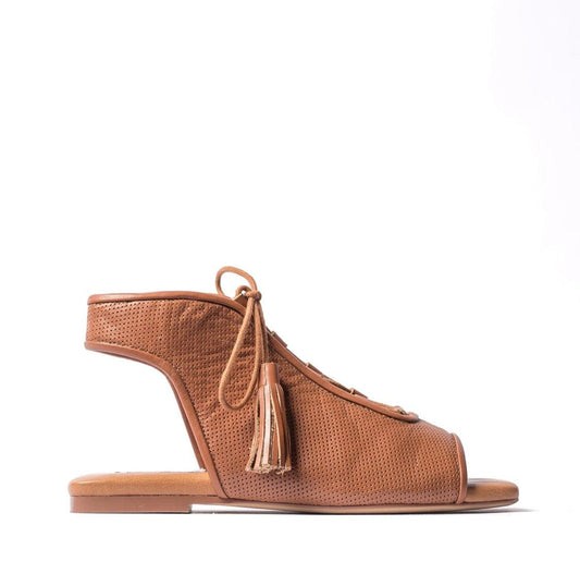 Zoe Kratzmann Dialogue Sandal in Toffee - the tartan fox